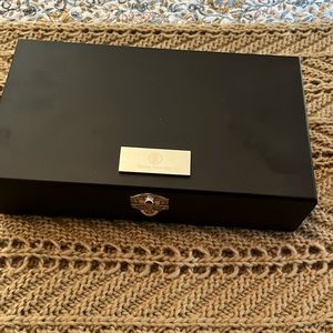 Wine enthusiasts alert!!